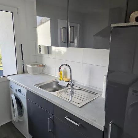 Ferienwohnung, Handwerkerwohnung, Helle Wohlfuehlwohnung Mit Balkon