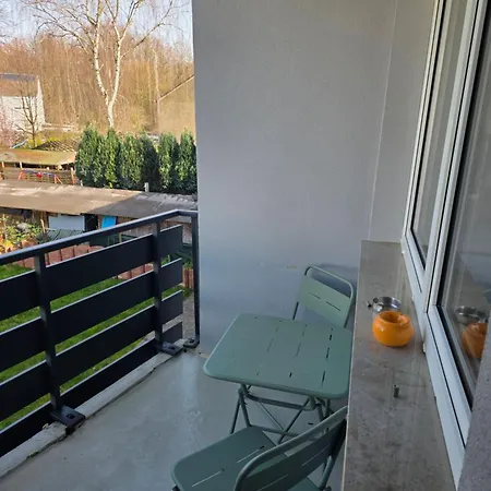 Ferienwohnung, Handwerkerwohnung, Helle Wohlfuehlwohnung Mit Balkon Apartmán