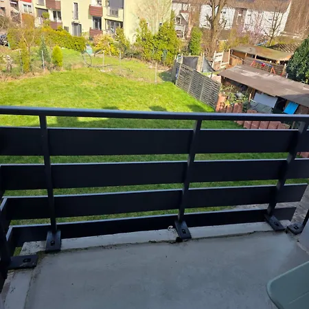 Ferienwohnung, Handwerkerwohnung, Helle Wohlfuehlwohnung Mit Balkon *
